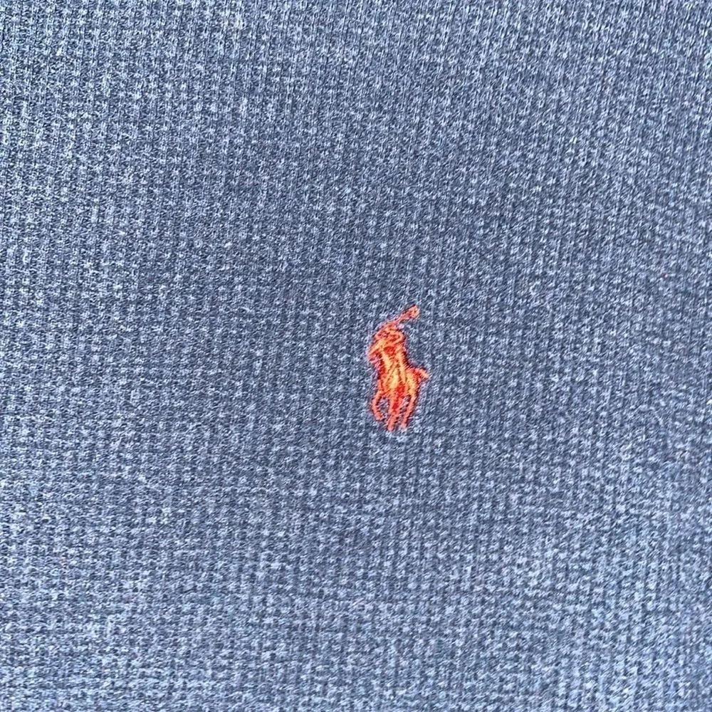 Polo Ralph Lauren-waffle knit night shirt. Navy blue with red detail. Size small - Picture 3 of 5